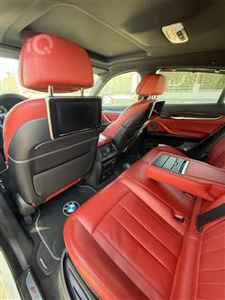 بی ئێم دەبڵیو X6